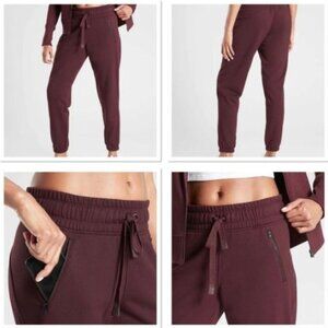 Athleta Bounce Back Jogger Sweatpants Size 2X Shade Burgundy / Maroon